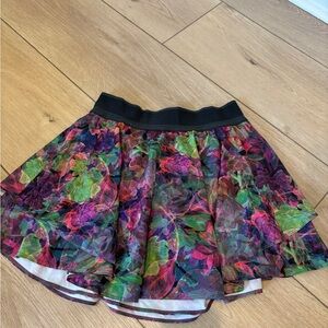 Lululemon court rival skirt